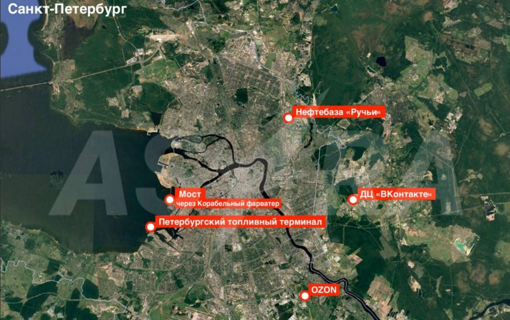 Українські дрони вдарили по мосту у Санкт-Петербурзі, який з'єднує дві частини міста Українські дрони вдарили по мосту у Санкт-Петербурзі, який з'єднує дві частини міста